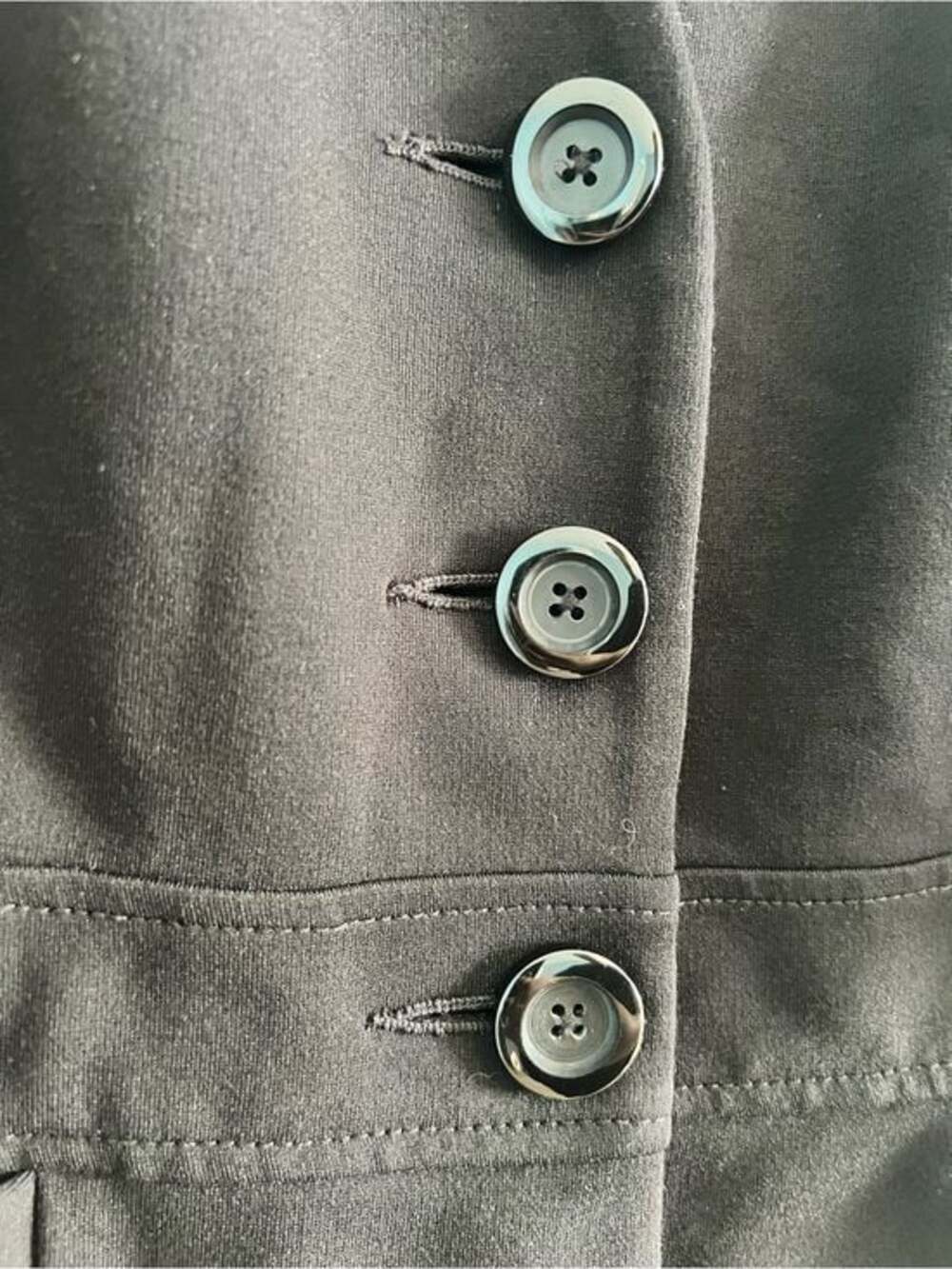 Semantiks Black Three-Button Tailored Blazer - Picture 8 of 9